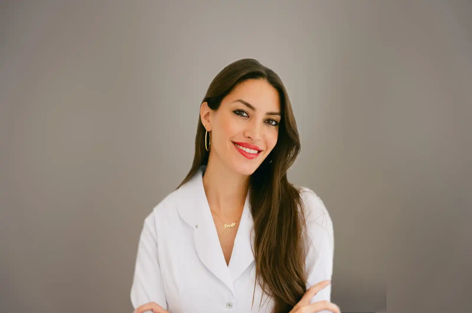 Dra. Jennifer Ortiz - Médico Estético